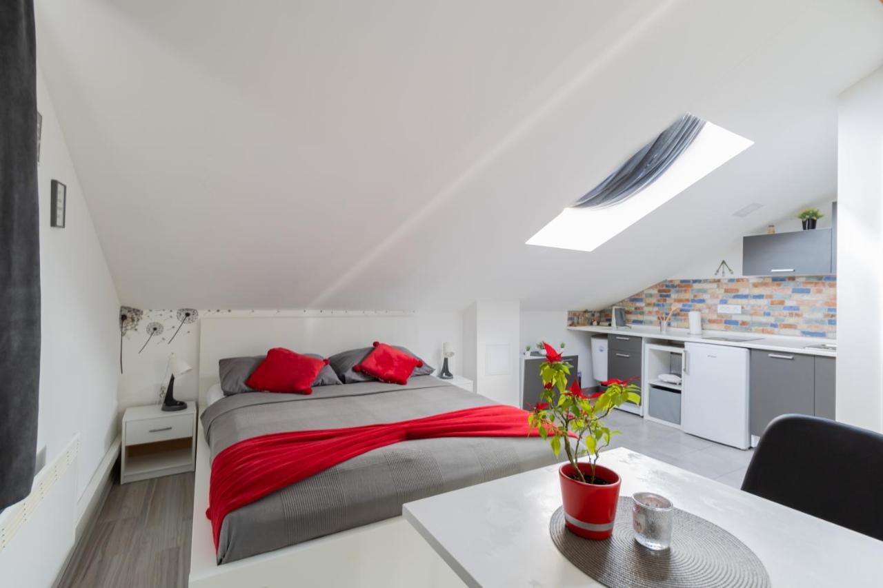 Hill Apartman - Maksimir Rebro Zagreb Buitenkant foto