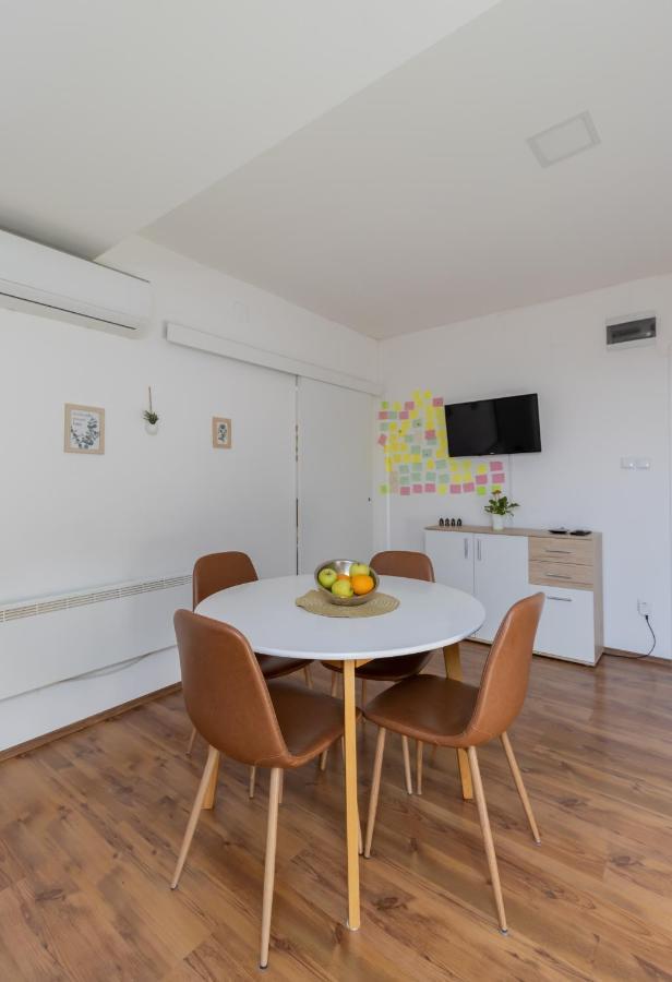 Hill Apartman - Maksimir Rebro Zagreb Buitenkant foto