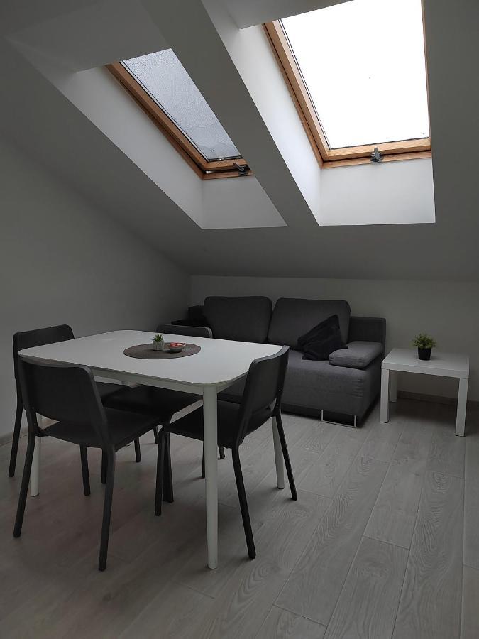 Hill Apartman - Maksimir Rebro Zagreb Buitenkant foto