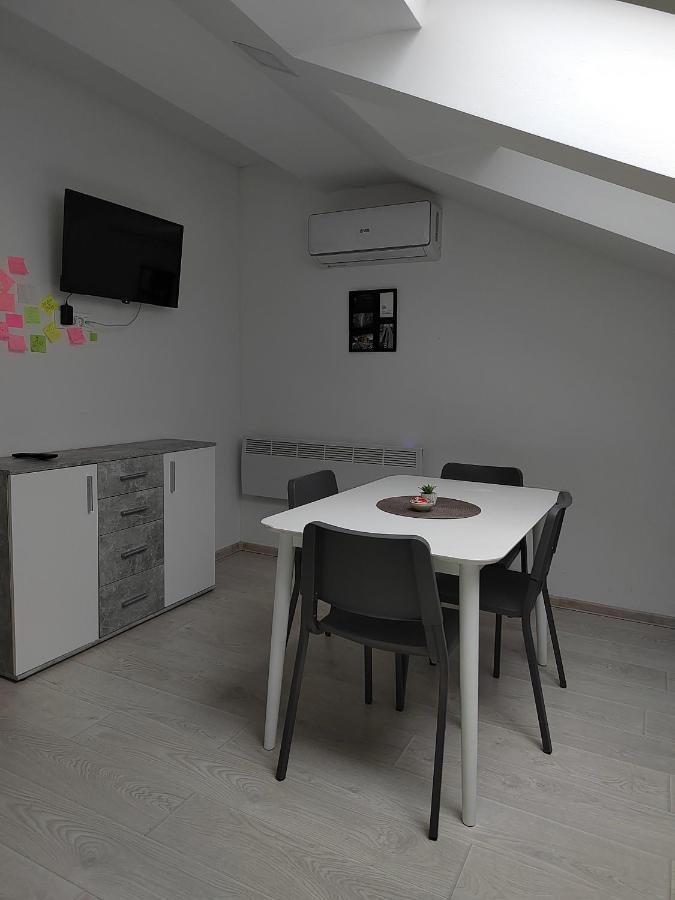 Hill Apartman - Maksimir Rebro Zagreb Buitenkant foto